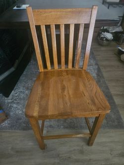 Dining room table