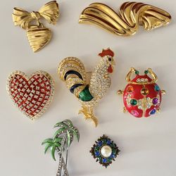 Lot Of 7 Vintage Brooch/Pins