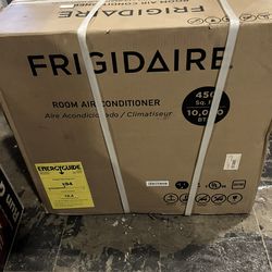 Frigidaire Medium Window Air Conditioner. BTU 10000. 115 Volt. New. Never Been Used Or Opened(See Pictures)