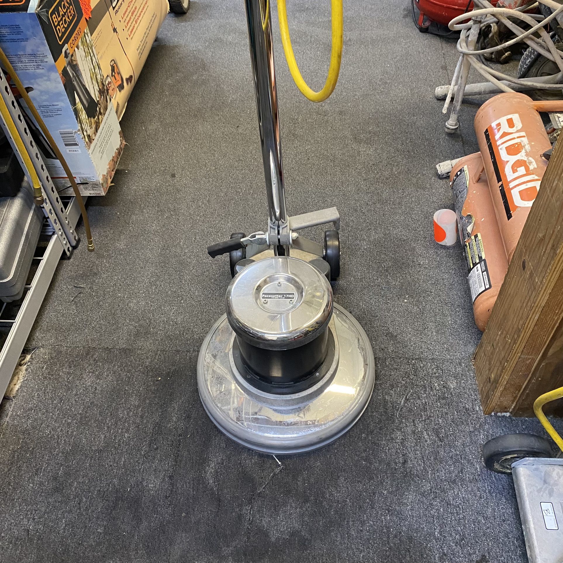 Advance Pacesetter 17 HD Floor Machine Pad Not Included for Sale in