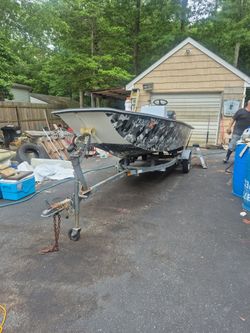 16ft 84 Chi Fiberglass Garvey 50 Merc