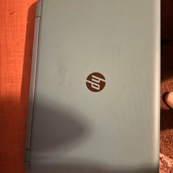 HP Pavillion 17 in Beats Audio Laptop 