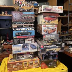 Model Cars brand new ones , build ones, open ones 