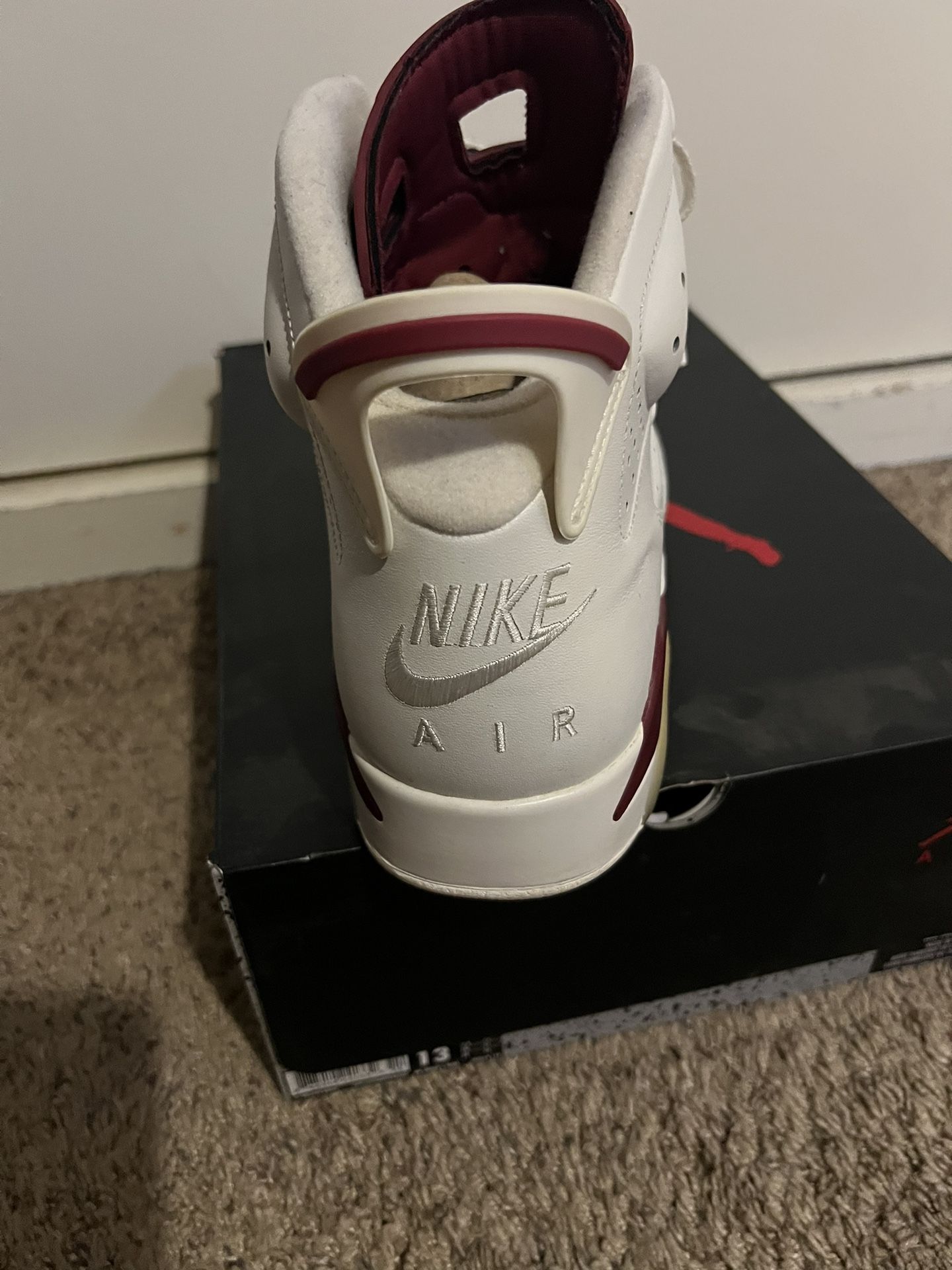 Jordan 6 Retro 