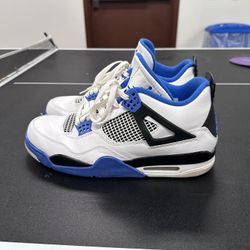 Jordan 4s