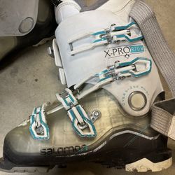 Salomon X-Pro R70W Ski Boots 
