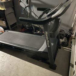 Treadmill 