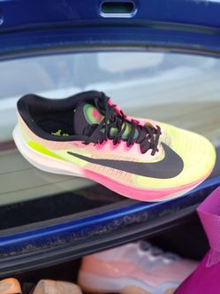 Nike shoes xoom size 10.5