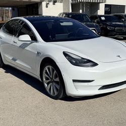 2019 Tesla Model 3 Standard Range Plus 