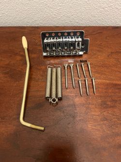 Strat Tremolo Bridge