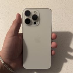 iPhone 15 Pro Max Unlocked 256GB