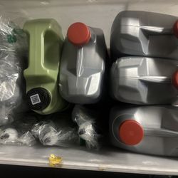 Sae 0w-20 - Motor Oil Great Deal ! Look At Description 