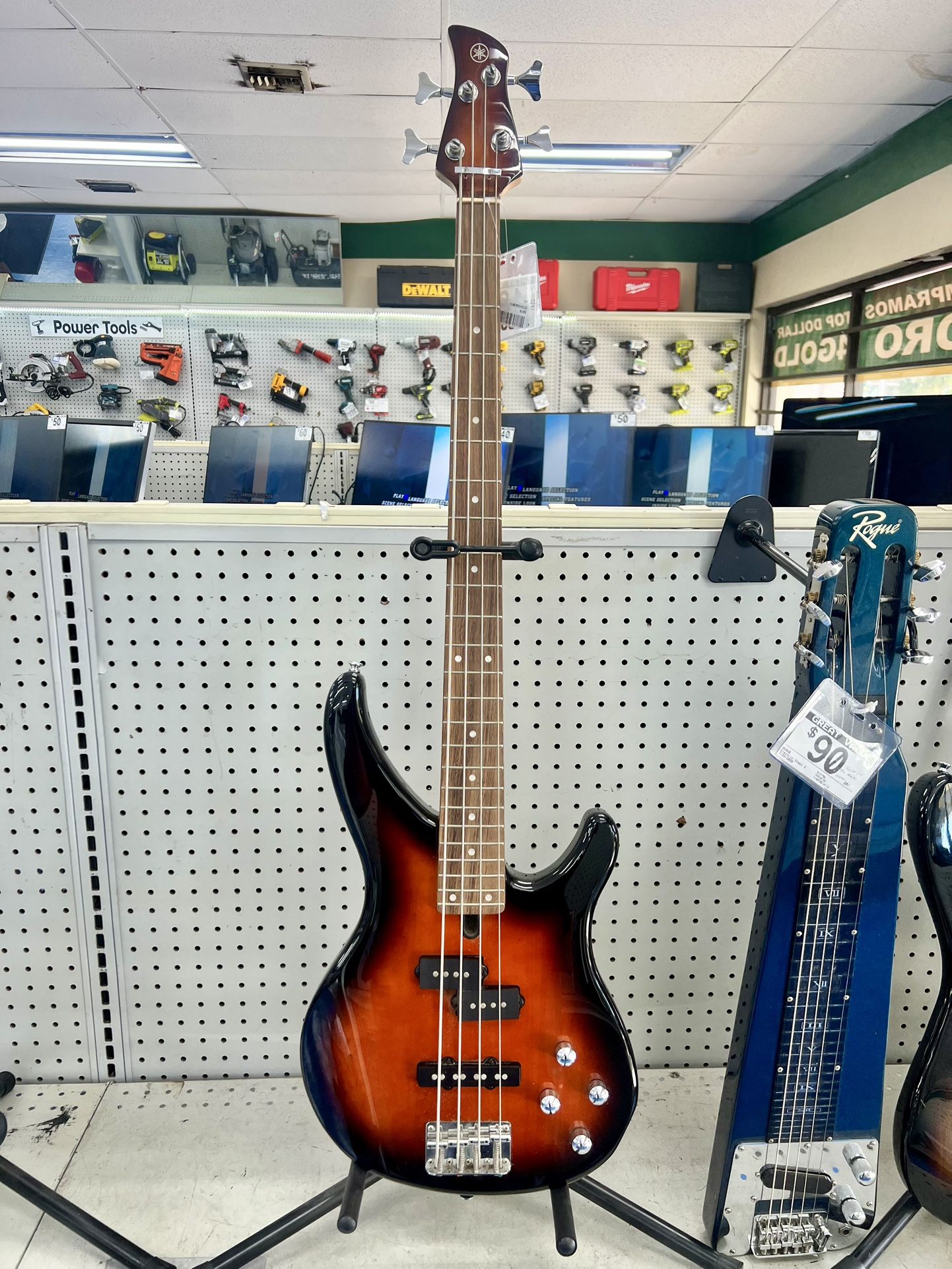 Yamaha Electric Bass Guitar