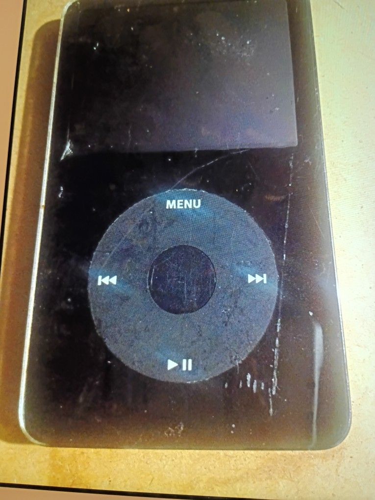 APPLE INC. APPLE IPOD CLASSIC 4TH GENERATION A1136. MODEL NO. 2065. PORTABLE MEDIA PLAYER. 2005. BLACK
