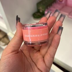 Scrub And Lip Repair