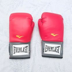 **NEW** Everlast EverFresh Boxing Gloves 14 oz Red