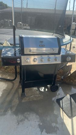 Propane grill