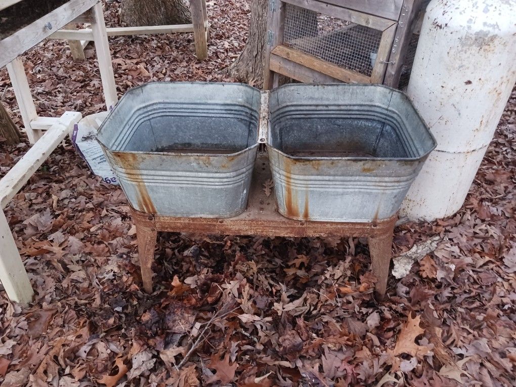 Wash Tubs With Stand