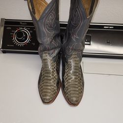 $150 Python Cowboy Boots Size 9.5 WIDE