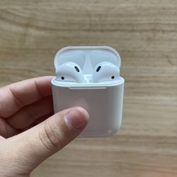 Apple | Gen 2 AirPods 