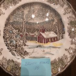 Friendly Village 27 Schoolhouse 9 7/8 Dinner Plates