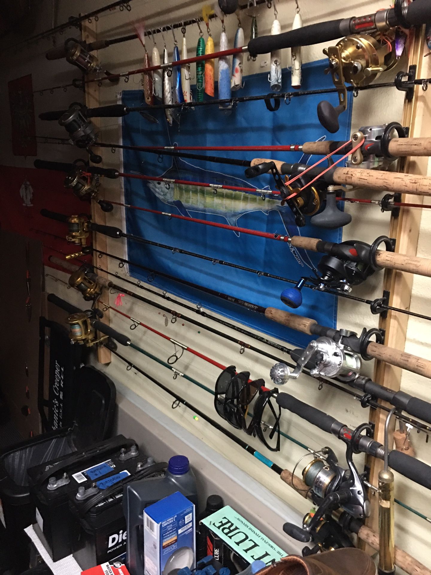 I Buy Fishing Equipment 