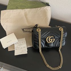 Gucci Marmont Black leather