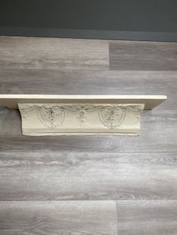 Decorative shelf