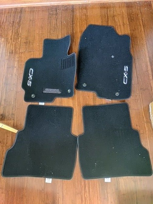 2014 MAZDA CX-5 Floor Mats