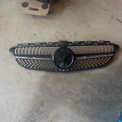 2019-2022 C-300 Mercedes Grill 