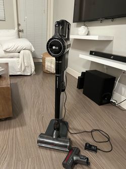 LG CordZero Cordless Stick Vacuum with Charging Stand ,Like New ,Tested & Works Great condition
