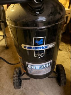 Industrial air compressor