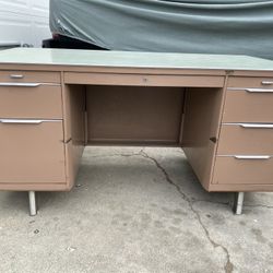 General Fireproofing Company Metal Tanker Desk