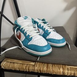 dunk low retro miami dolphins Size 12