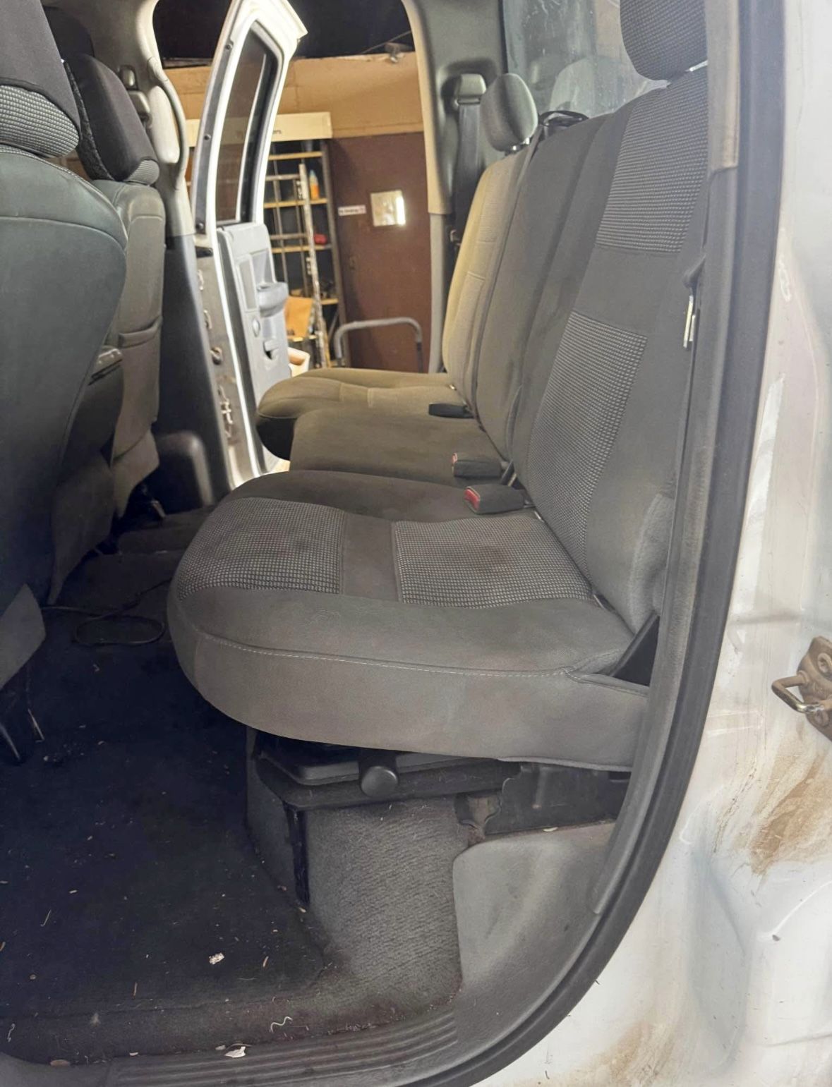 2005 dodge ram 2500 5.9 cummins part out