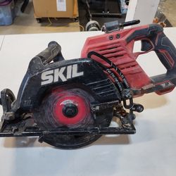 Skil Brushless Saw, No Batteries, Tool Only