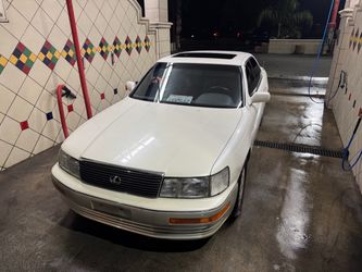 1990 Lexus LS 400
