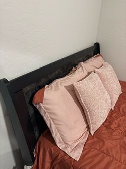 Queen Bed set
