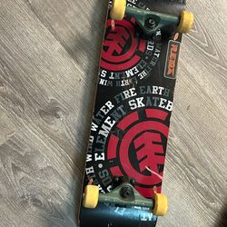 8in x 32in Skateboard