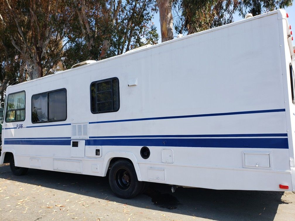 1998 ford rv Update for Sale in San Diego, CA - OfferUp