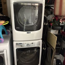 Maytag Stackable Washer And Gas Dryer 