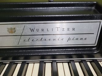Wurlitzer Electronic Piano/ westLA & BuenaPark area