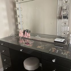 Vanity Impressions slaystaion