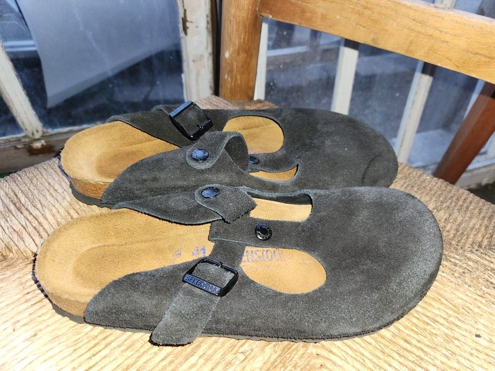 Birkenstock Clogs SIZE 41/9 $40 SHIPPING INCLUDED!!!