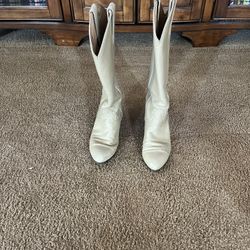 Woman’s Cowboy Boots 
