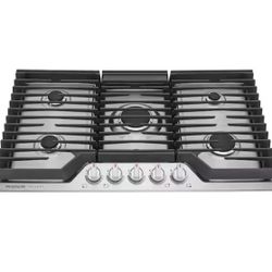 Frigidaire Gallery 36” Gas Cooktop In Stainless 