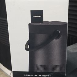 BOSE Soundlink Revolve+ II