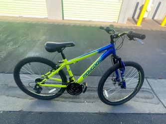 Mongoose Scepter mountain bike