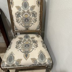 Vintage-Inspired World Market Medallion Oak Dining Side Chair – Neutral, Distressed Finish