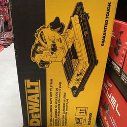 DEWALT 10 in. Wet Tile Saw